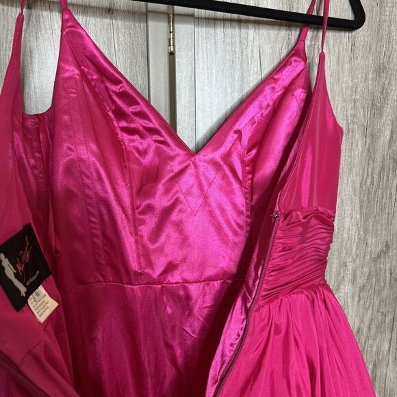 Mac Dugall Taffeta Ball Gown Magenta Color Spaghetti Straps Pockets Size 6 - Picture 10 of 14